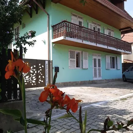 Aqua Panzio Apartamento
