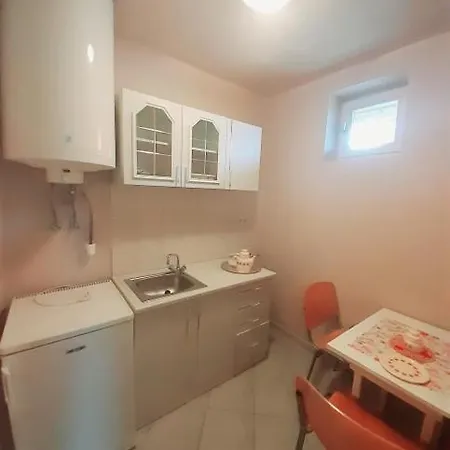 Aqua Panzio Apartamento